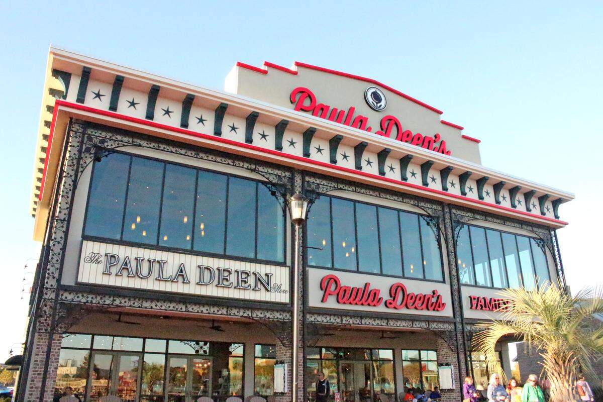 Paula Deen’s Family Kitchen at Broadway at the Beach.