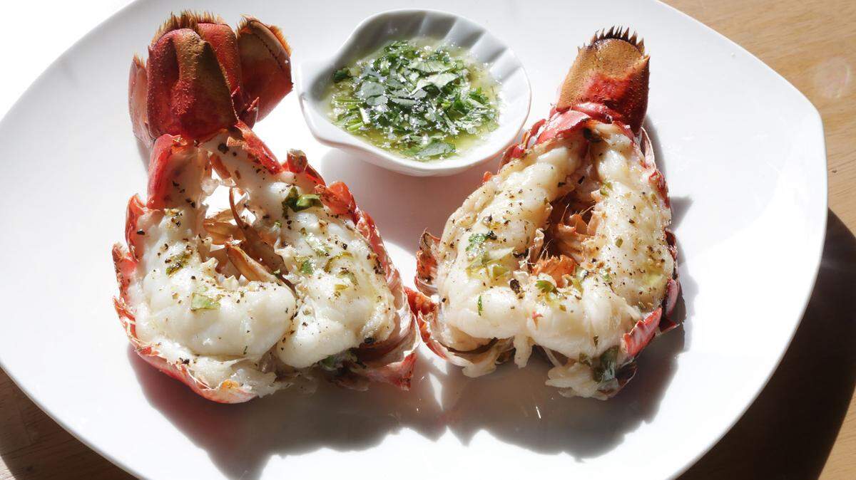 A Georgetown County waterfront restaurant that serves seafood, such as lobster tails, and Southern classics as shrimp and grits is closing its doors. (Regina H. Boone/ Detroit Free Press/TNS)