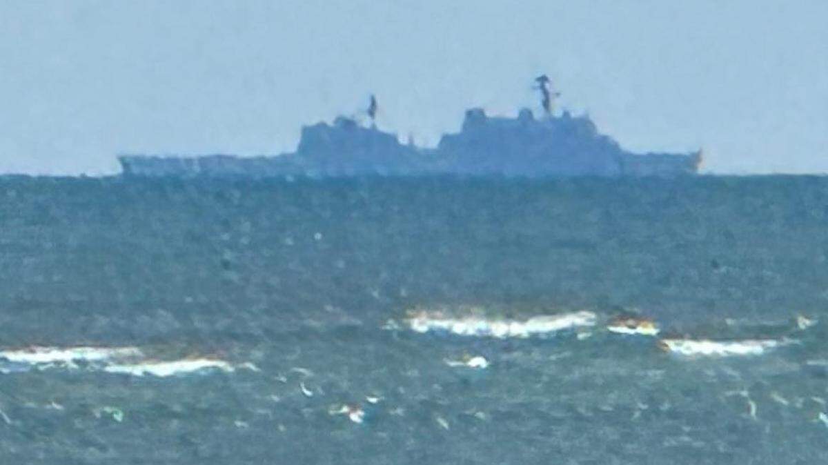 U.S. Navy ships have been spotted off the coast of North Myrtle Beach. Navy officials said the ships are doing training in the area.