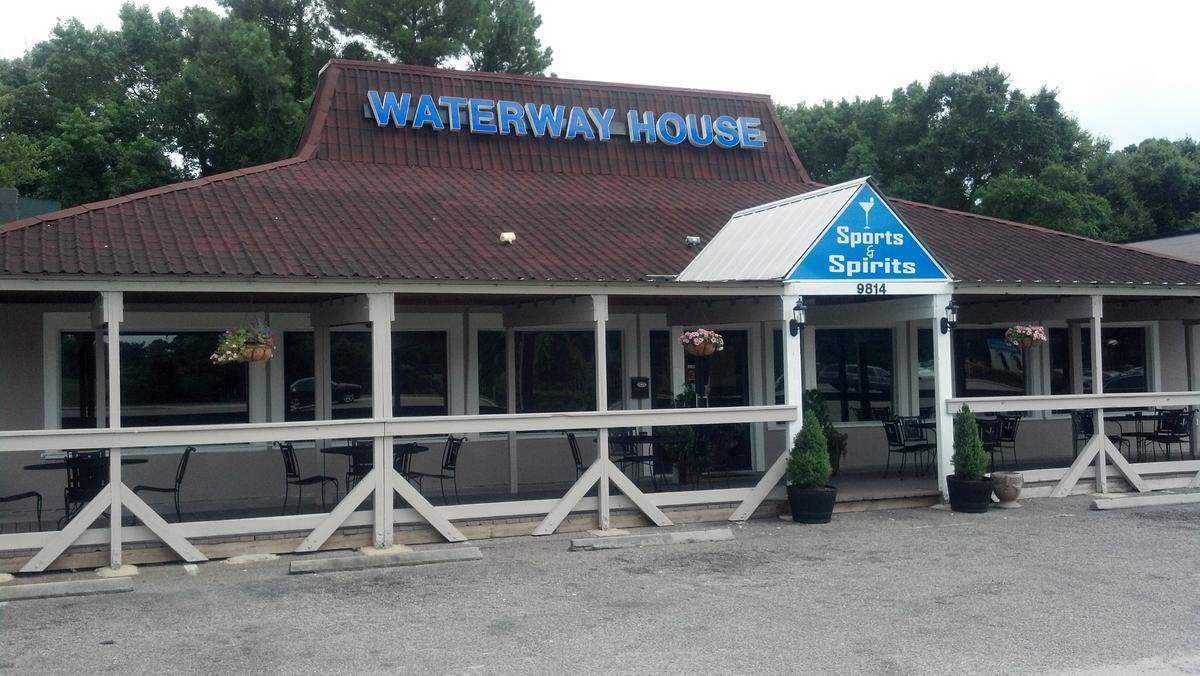 Watwerway House Sports and Spirits in Myrtle Beach