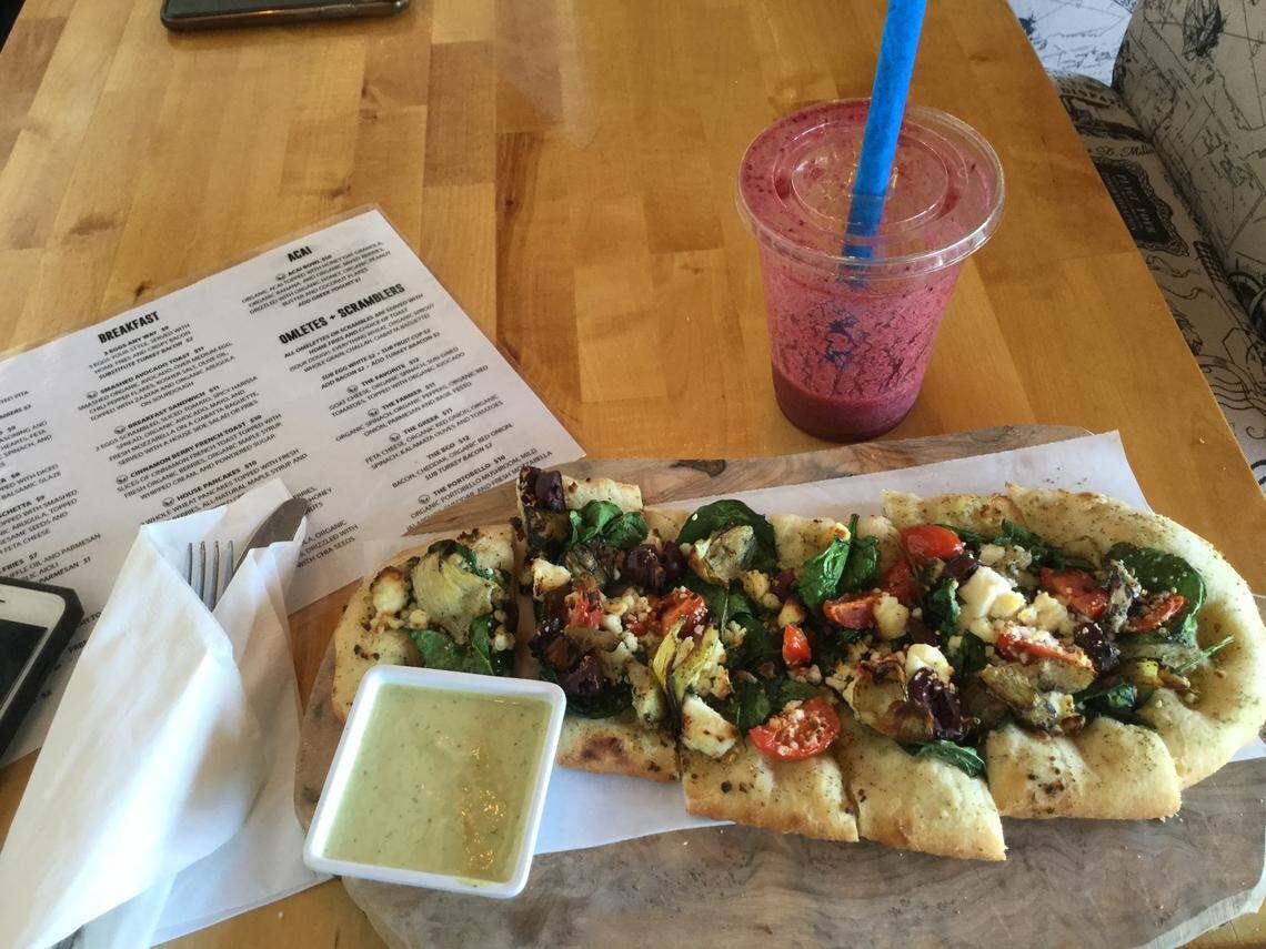 The Mediterranean Flatbread at Earth Cafe.