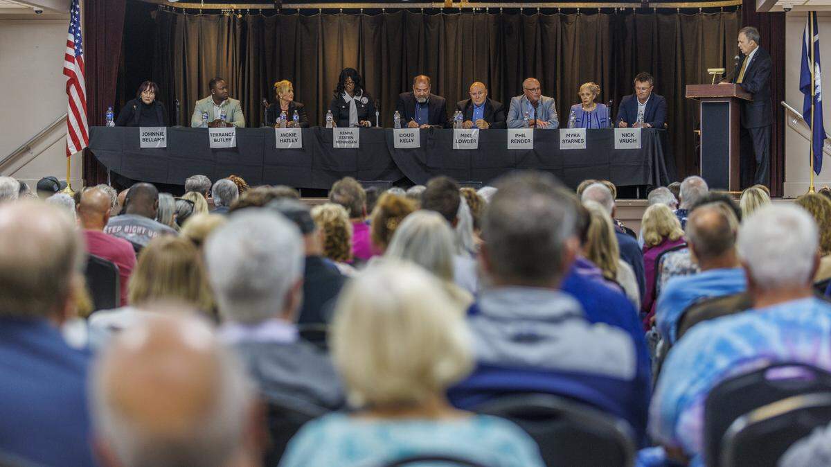 Candidates for Myrtle Beach Mayor along with those running for city council gathered for a forum hosted by the Market Common Civic Organization and moderated by retired News13 anchor Bob Juback.
All five Mayor candidates attended including: Daniel Aumen, Incumbent Mayor Brenda Bethune, longtime city public information officer Mark Kruea, former mayor Mark McBride and local real estate agent Eva Rigney.
Myrtle Beach council candidates including: Councilwoman Jackie Hatley, Councilman Mike Lowder, Johnnie Bellamy, Terrance Butler and Sam Fresquez, Kenya Staten Hennigan, Doug Kelly, Phil Render, Myra Starnes and Nick Vaugh.
also took part in the forum. 
City voters will choose a mayor and three Council members on Tuesday, November 4. Oct.21, 2025.