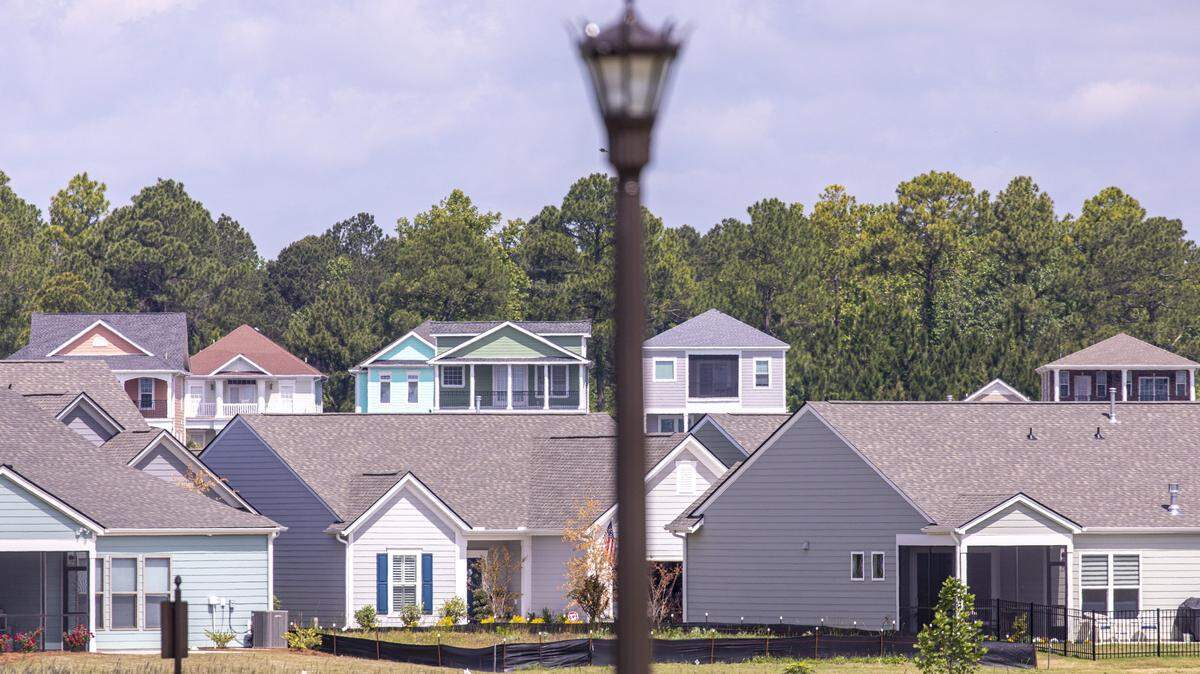 Homeowners associations across South Carolina face a tough choice to reopen their community pools or not.