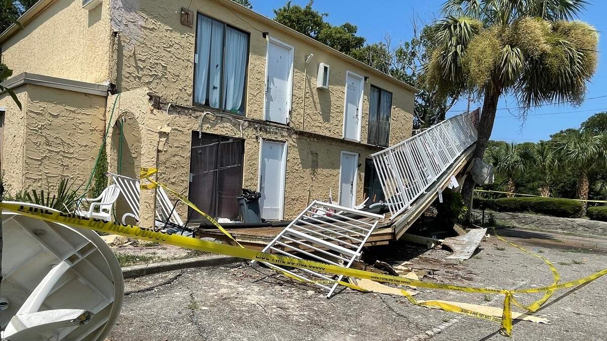 Myrtle Beach Fire Department responded to a balcony collapse at 307 14th Ave. S. early Sunday morning. Two people were injured and others had to be rescued from the second floor.