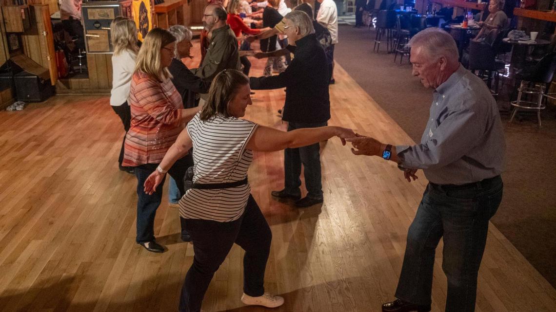 Here’s how a Myrtle Beach area newcomer learned to shag 30 years later. See how they did