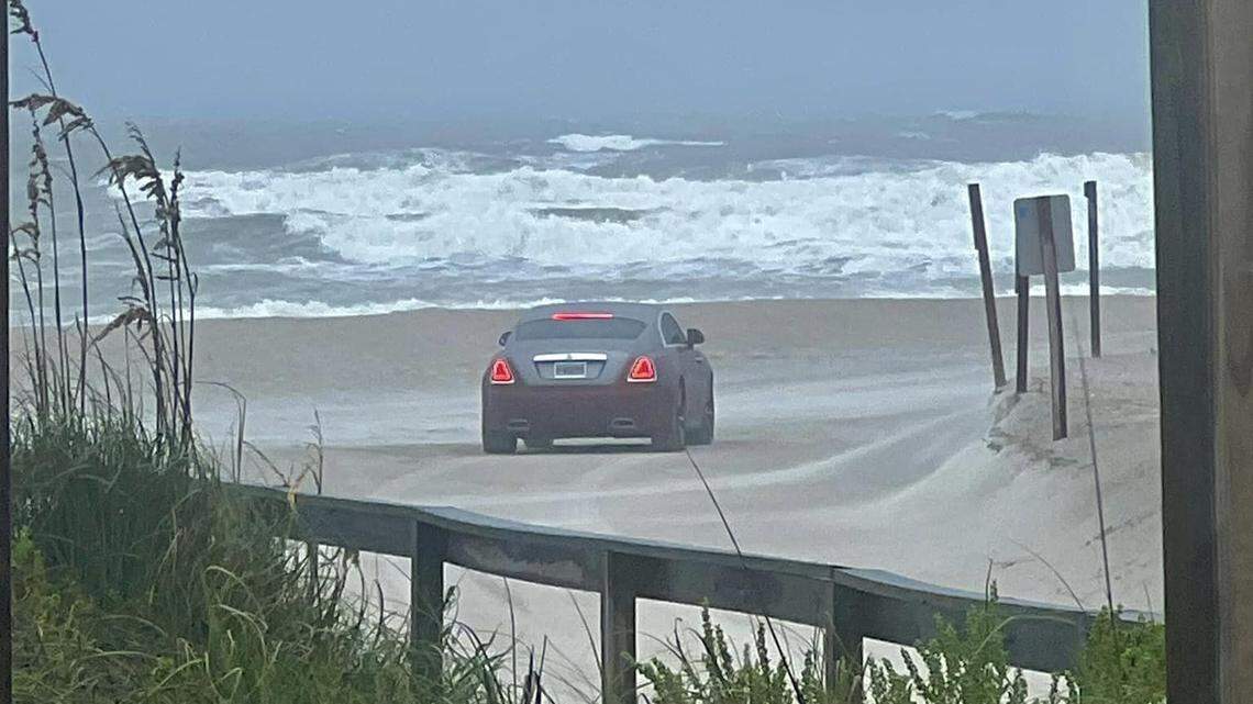 Fact check: Did Myrtle Beach just get a new, fancy version of the red Jeep meme?