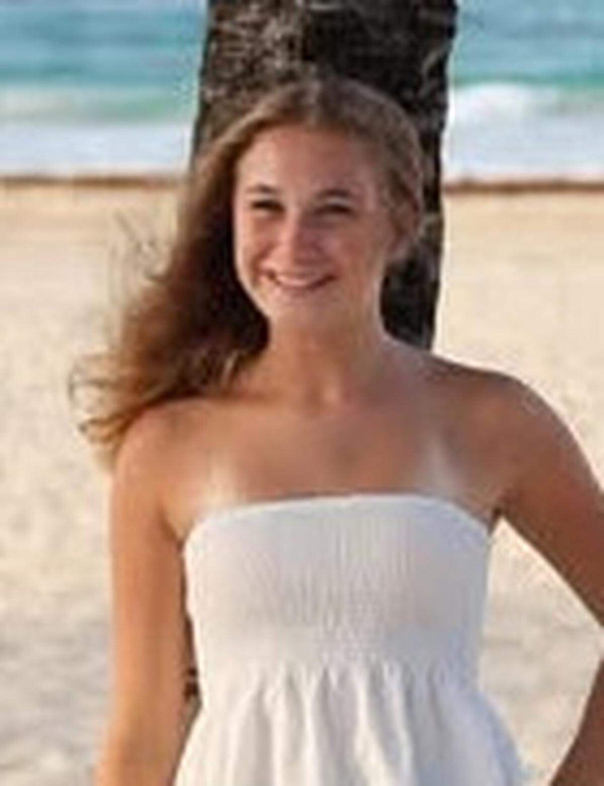 Ava Holland, 15, of Myrtle Beach, died from injuries she received in a car crash along Highway 90 on Feb. 4, 2026. There is now a push to place a traffic light at the intersection of Highway 90 and S.C. 22 where the crash occurred.