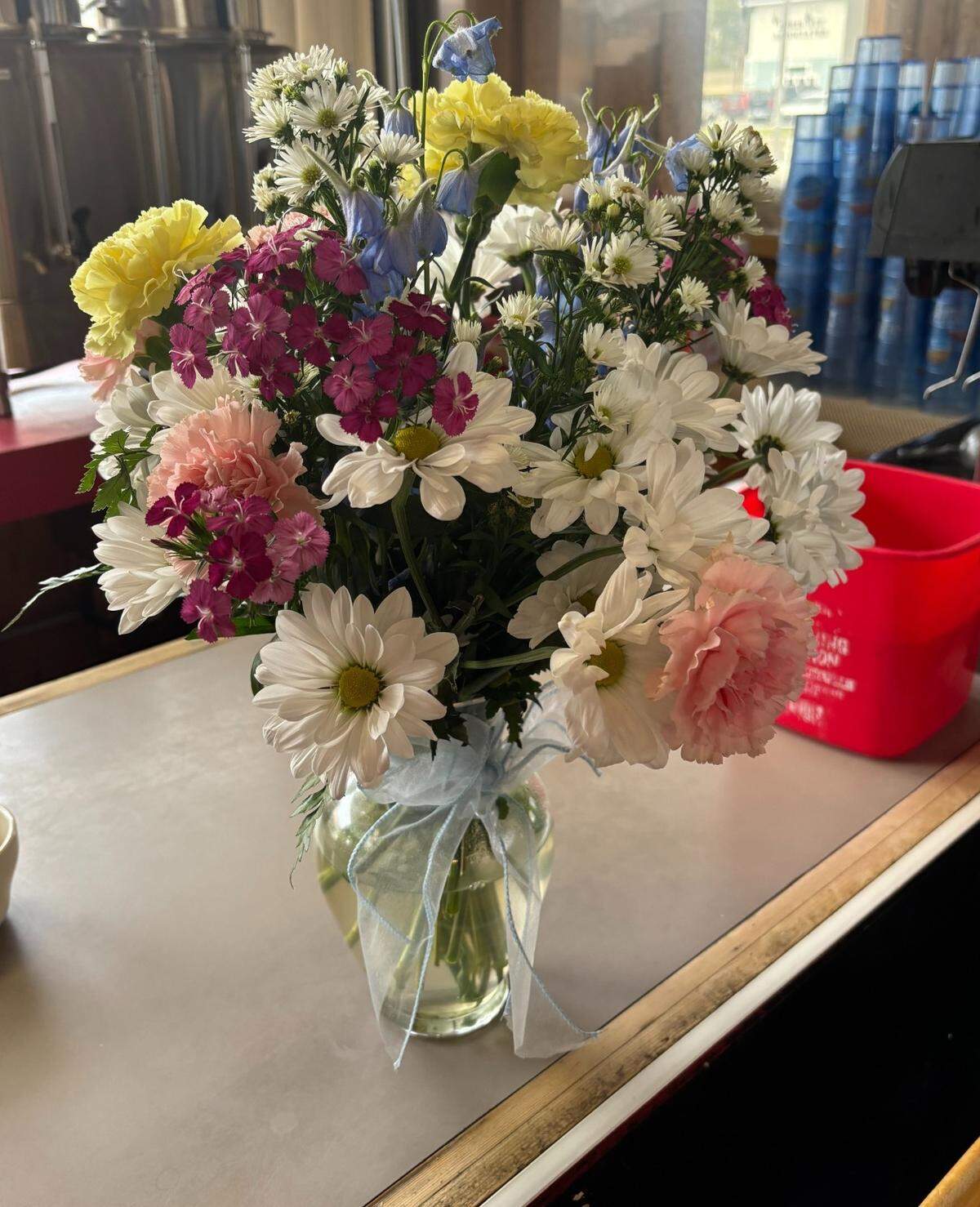 Ernie Ross said someone left a bouquet of flowers outside his restaurant. It came with a note that said, “Rest in peace Tammy. We are going to miss you.”