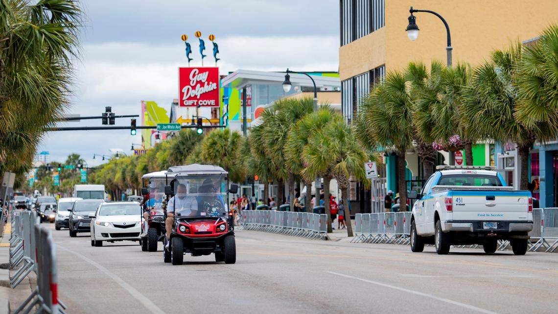 Need a ride? Here’s how to get around the Myrtle Beach area by car, bike, bus — and golf cart