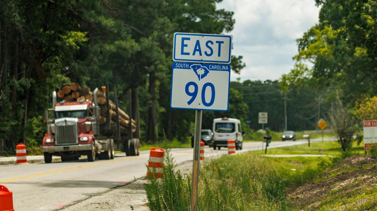 South Carolina’s Highway 90 in Horry County continues to see rapid growth from Conway to North Myrtle Beach. New home subdivisions, apartments, and businesses are rapidly coming on line adding to road congestion in the area. June 17, 2025.