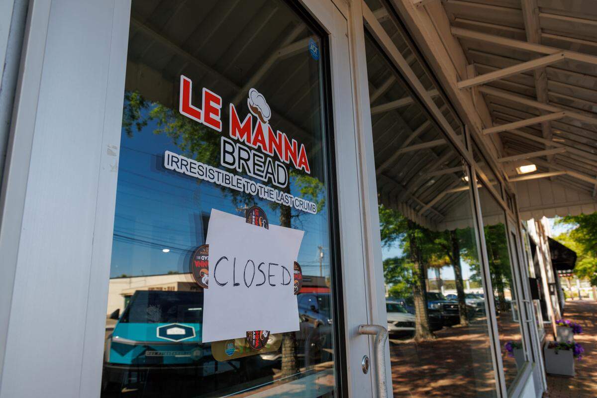 Le Manna Bread in the Arts and Innovation District of Myrtle Beach closed. April 28, 2025.