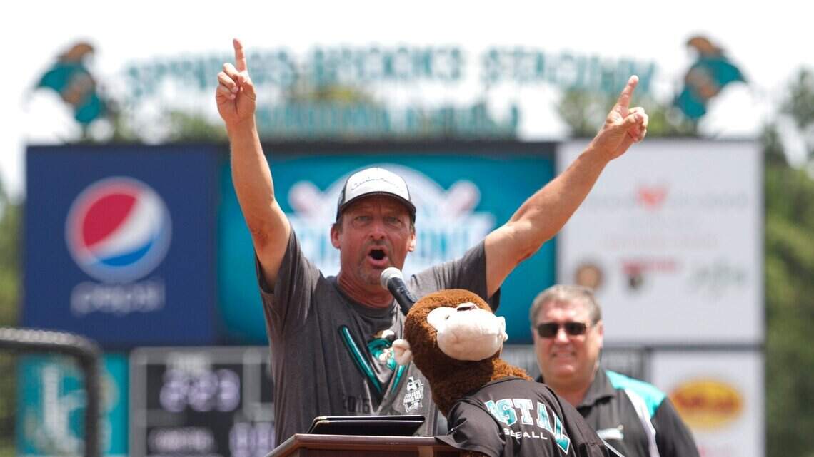 Coastal great Gary Gilmore: Happy for Kevin Schnall, sympathetic to Chants’ future