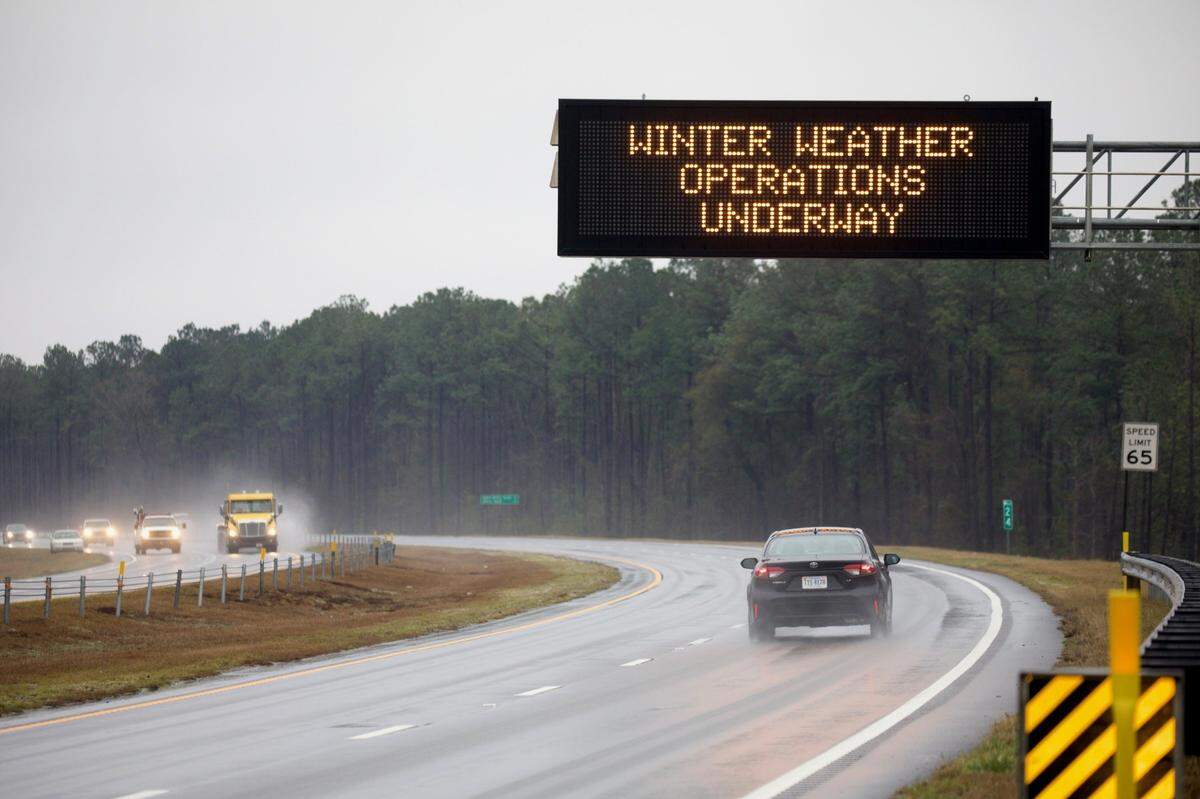Freezing rain and icy conditions are expected to develop in the Grand Strand Thursday morning. Ice accumulations may create dangerous road conditions.