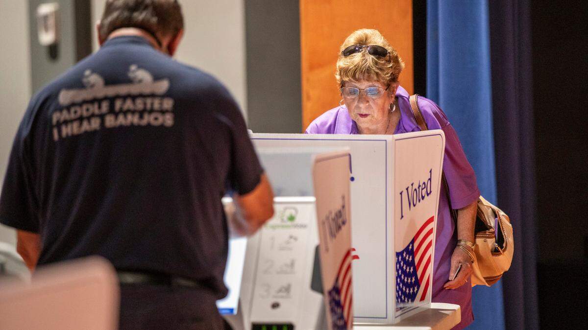 Residents vote at North Myrtle Beach High School. Horry County residents went to the polls today to vote in several hotly contested primary races including for a U.S. House seat. June 14, 2022.