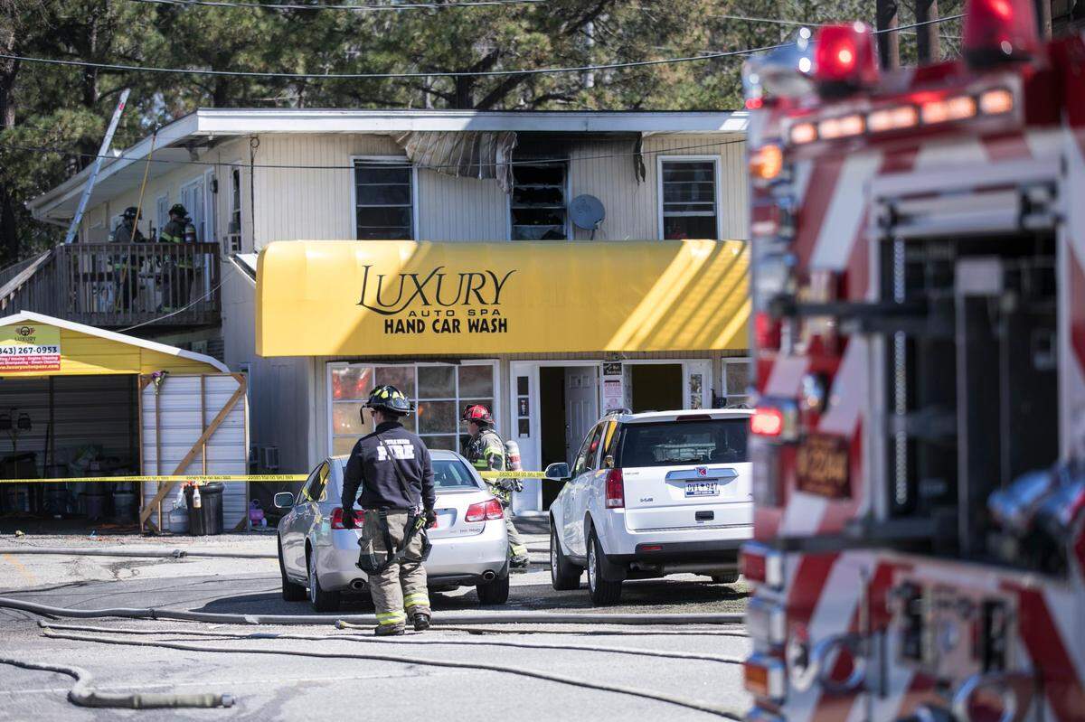 An apartment fire above the a carwash on U.S. 501 in Myrtle Beach displaced residents on Wednesday morning and forced the closure of the major route into Myrtle Beach. Mar 06, 2019.