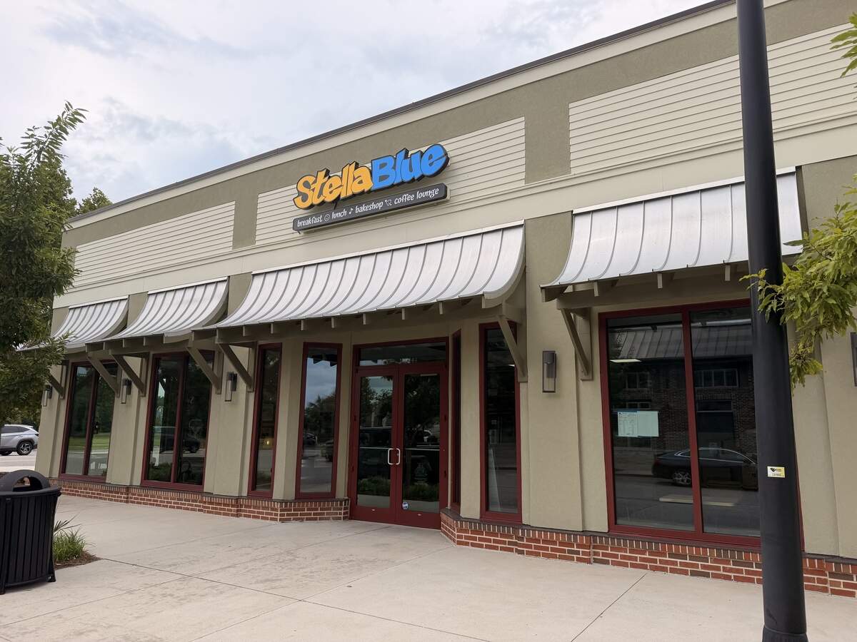 Stella Blue, a bakery and coffee lounge, is set to open in SayeBrook Town Center in July.