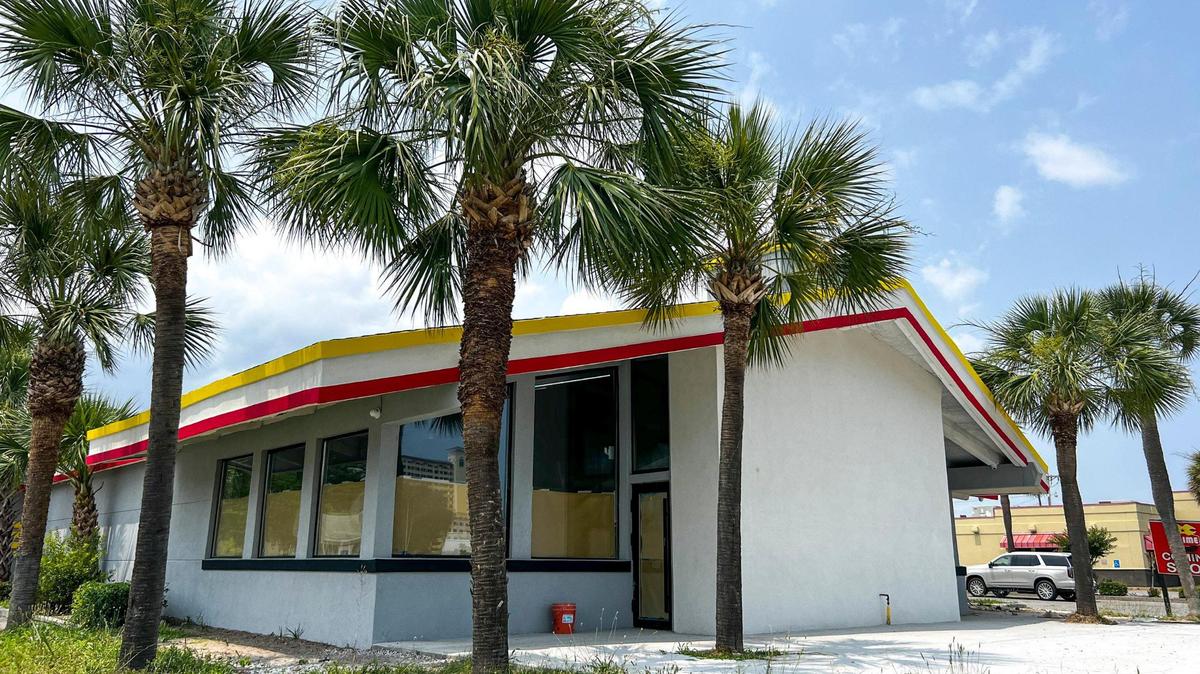 Prime Bar and Grill will open at a six thousand square foot location at 1803 North Kings Highway ?and will begin serving the public tentatively at the end of June. The new eatery promises to feature pickleball courts, a sushi bar, and new menu items. June 6, 2023.