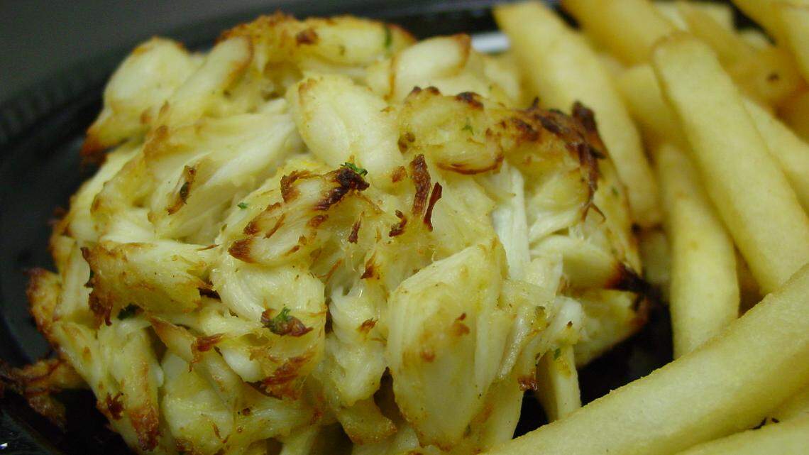 Maryland-style crab cakes on new Surfside Beach restaurant’s menu. Don’t let name fool you