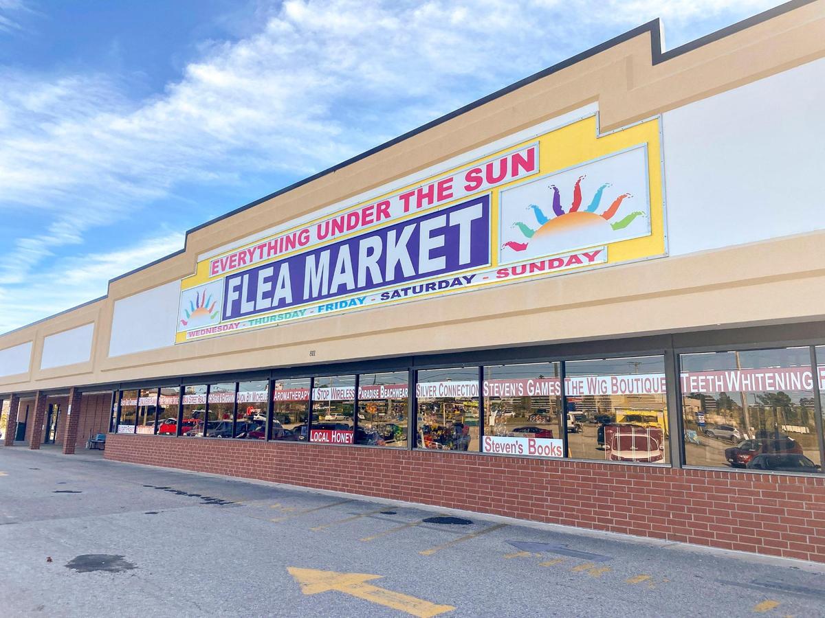 Bugs Beachin’ Shaved Ice on Sea Mountain Highway in North Myrtle Beach is permanently closing according to a post on the business’ Facebook page. Signs on the business said they were temporarily moving to the Everything Under the Sun Flea Market. Nov. 19, 2021.