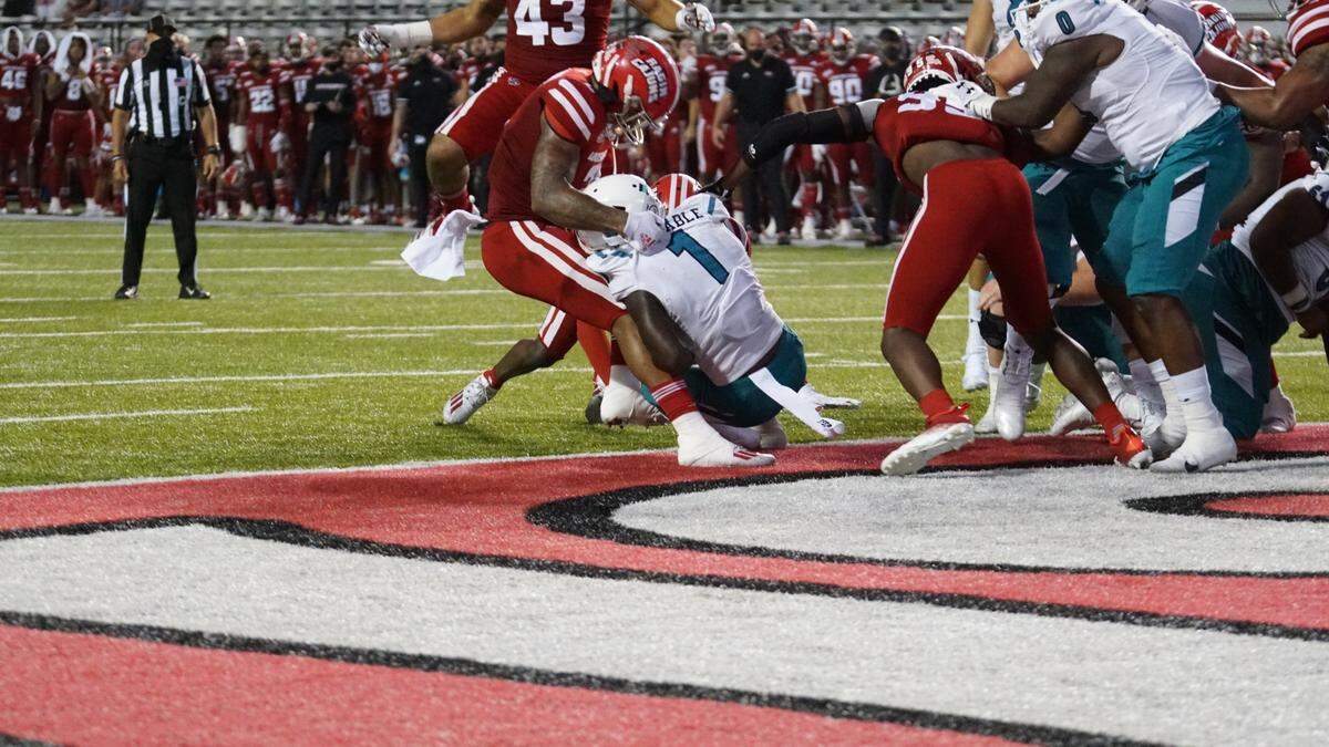 Coastal Carolina senior running back C.J. Marable scores on a 1-yard run against No. 21 Louisiana on Wednesday night in CCU’s 30-27 win at Cajun Field in Lafayette, La. Coastal football improved to 4-0 overall and 2-0 in the Sun Belt Conference. Oct. 14, 2020
