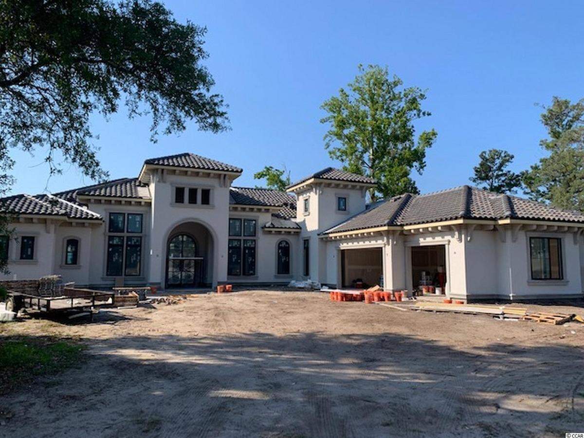 Here’s a list of five residential homes that are pending sale in Myrtle Beach, SC. These expensive homes range in price from $1.8 million to $2.5 million.