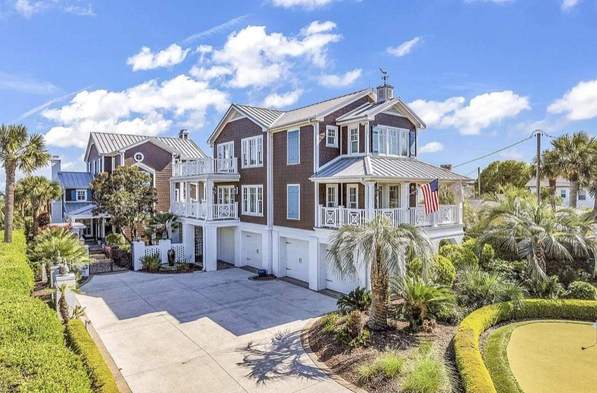 An oceanfront home on Myrtle Beach’s Golden Mile is on the market for over $4.4 million. It was originally built in 1949.