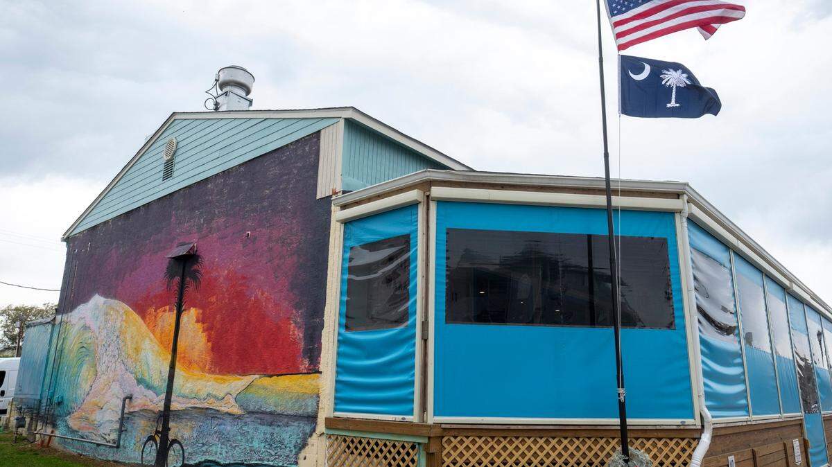 Neal and Pam’s Bar and Grill in Surfside Beach, S.C. is adding a new location in Murrells Inlet. Sun News File Photo from March 27, 2022.