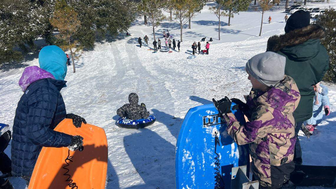 Winter storm live updates: Myrtle Beach area digs out from snow. Waffle House open