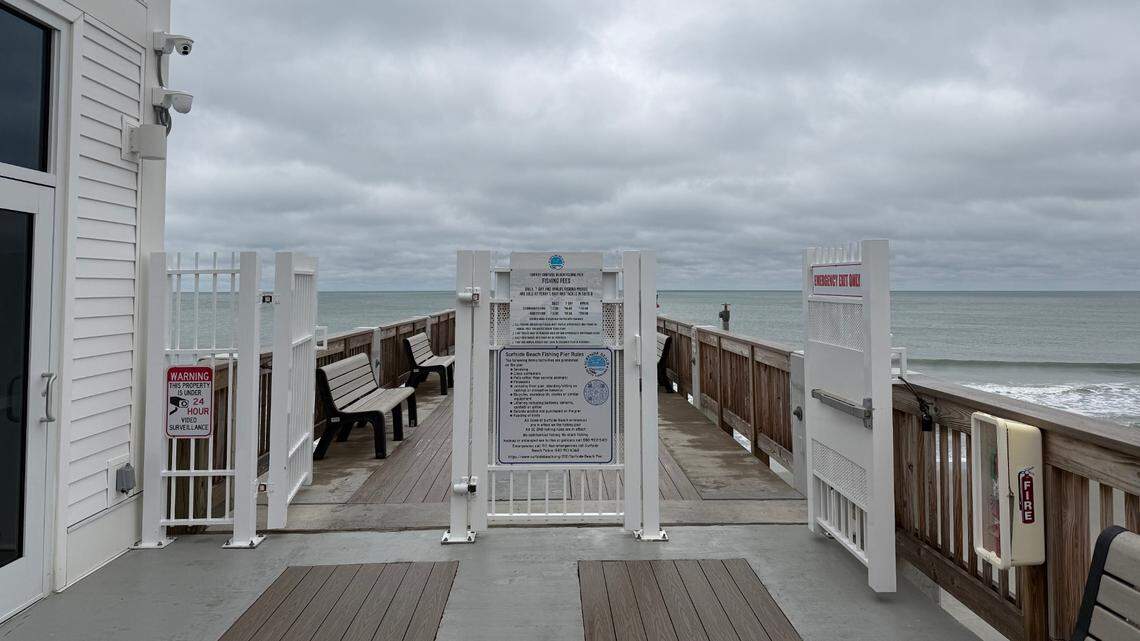 Winter storm live updates: Pier reopens, Myrtle Beach thaws, freezing temps to come