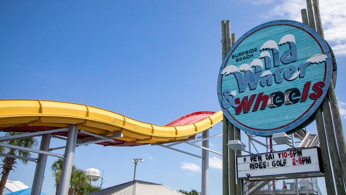 Woman contracts flesh-eating disease at Myrtle Beach area water park, suit says