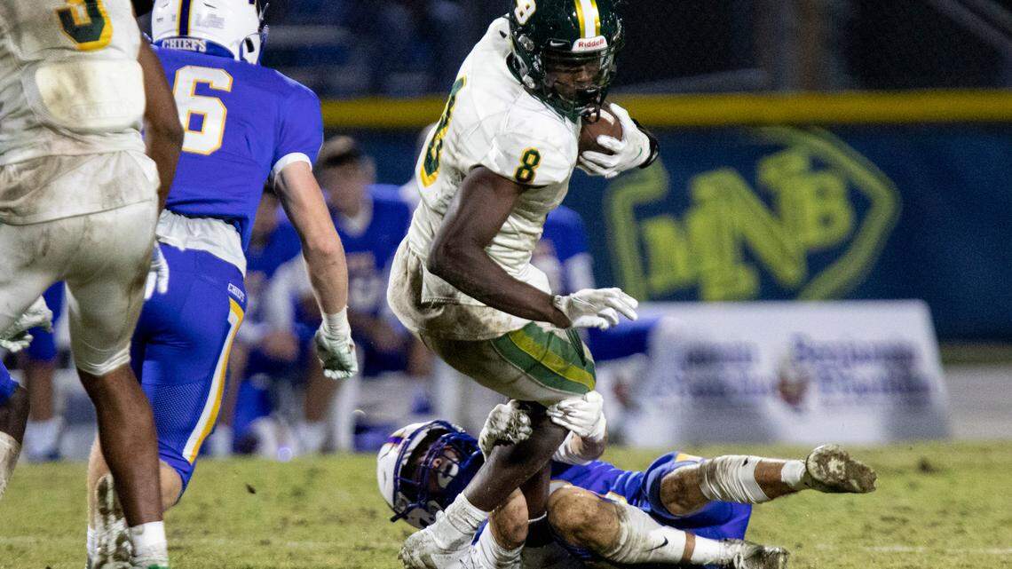 Clemson football gets commitment from tall, speedy in-state receiver