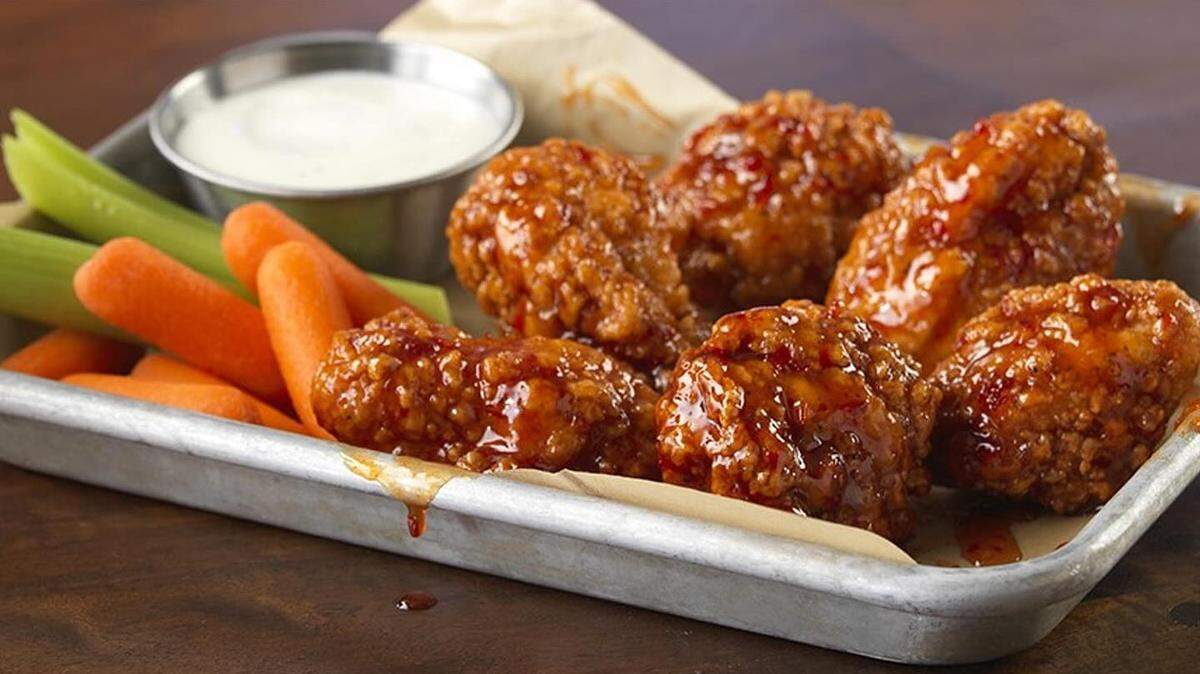 A new Buffalo Wild Wings will open in the Myrtle Beach area, taking over the shuttered Walk-On’s building.