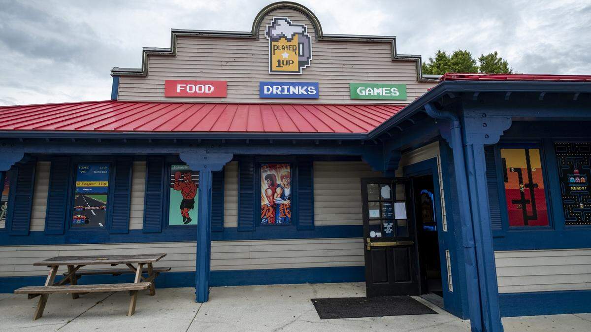 The Player 1UP arcade bar located in Murrells Inlet closed in March 2025. Now the building is being renovated for a new restaurant that is set to open in its spot.