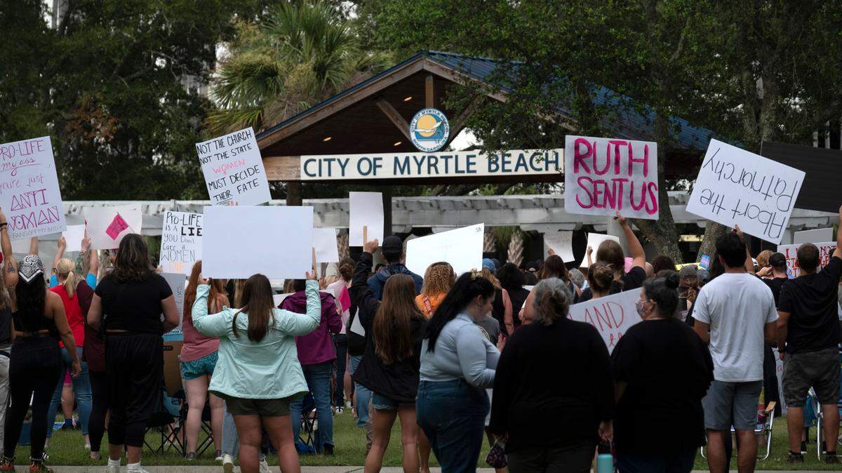 A “Rally for our Reproductive Rights” protesting last week’s U.S. Supreme Court decision overturning Roe v. Wade was held in Myrtle Beach on Wednesday evening. The event was sponsored by Grand Strand Action Together. June 29, 2022.