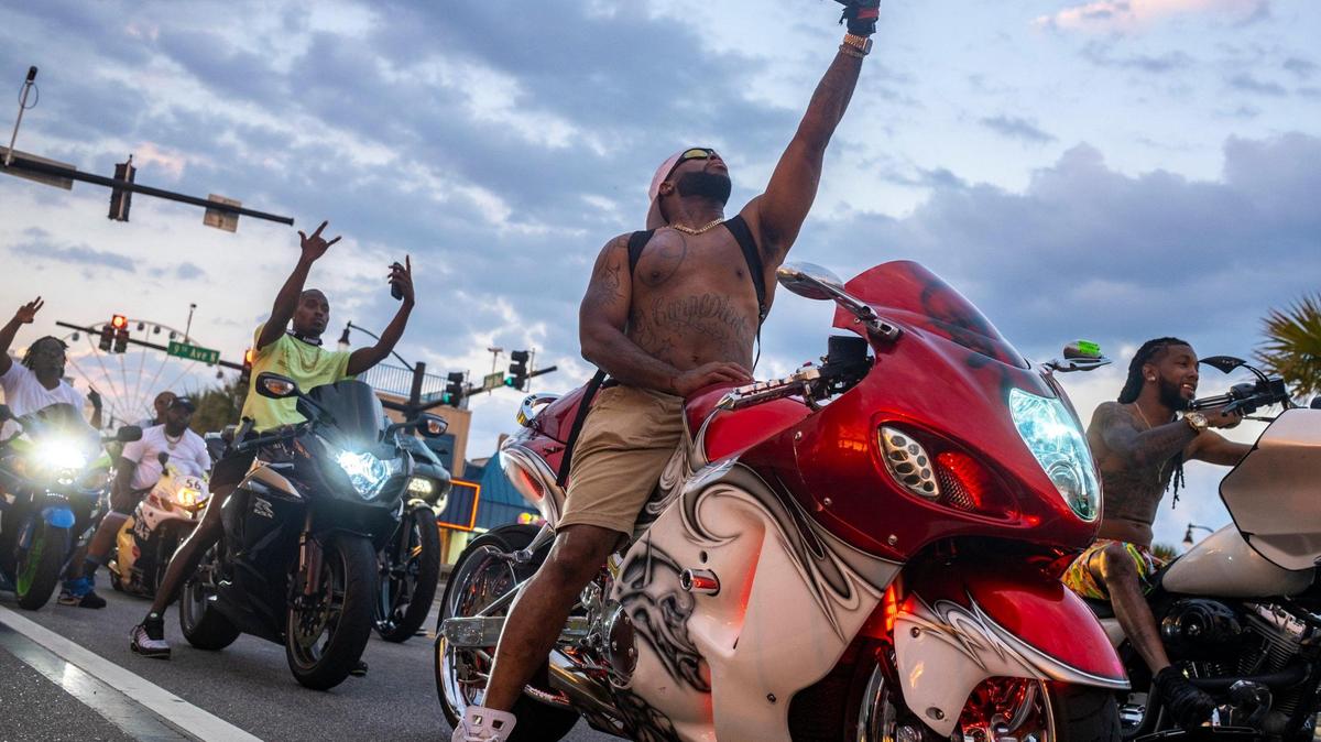 Atlantic Beach Bikefest’s return to the Myrtle Beach area combined with the holiday weekend tourists resulted in a packed Ocean Boulevard in Myrtle Beach on Saturday night of Memorial Day weekend 2022.May 28, 2022.