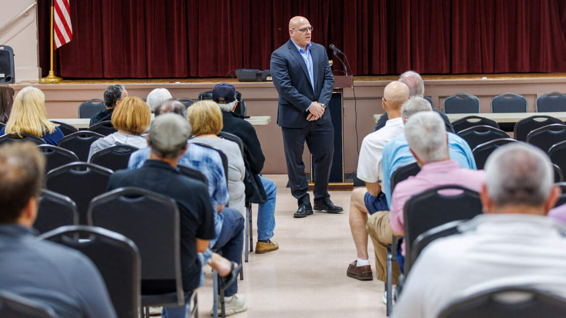 How close is Myrtle Beach to hiring a new police chief? 100 candidates applied