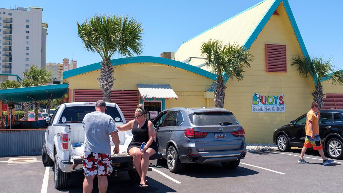 North Myrtle Beach restaurant opened outdoor dining in protest amid coronavirus