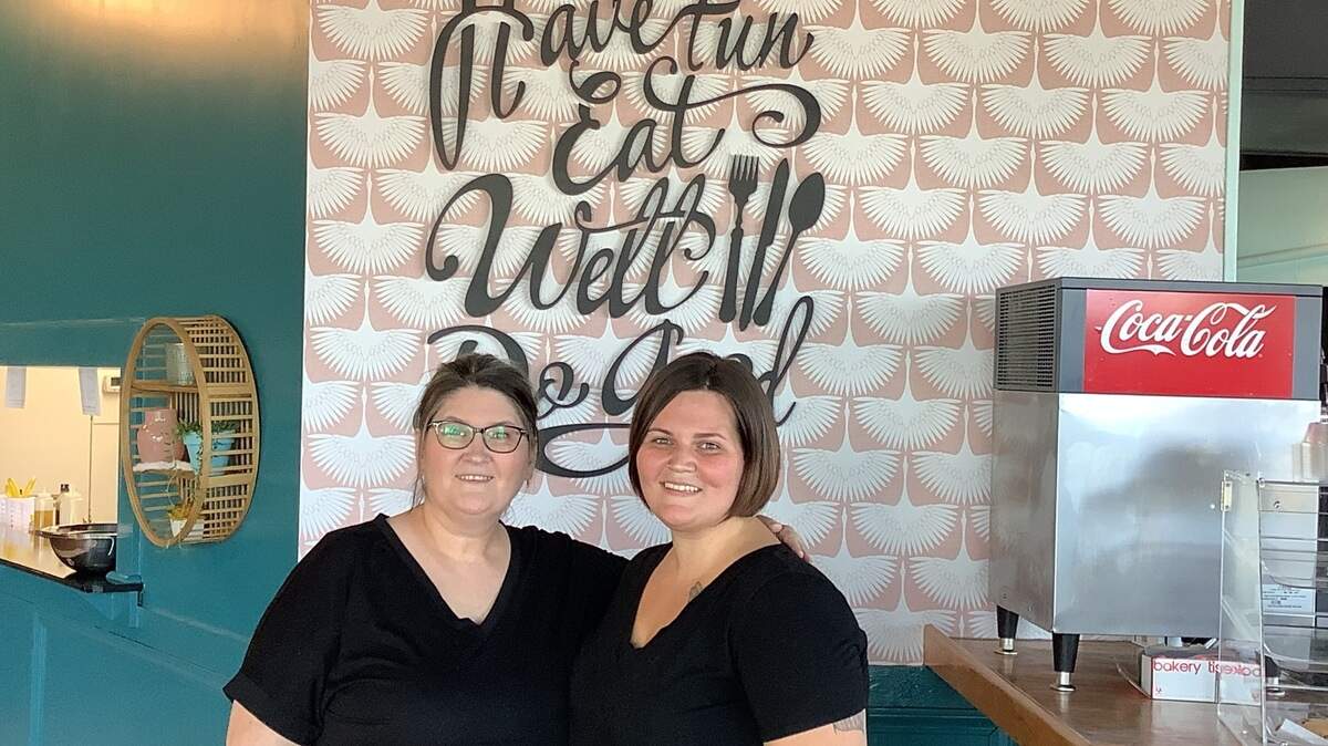Mother Jess Sagun and daughter Kinsey Muller own and operate the Winna’s Kitchen restaurant on Main Street in downtown Myrtle Beach SC.