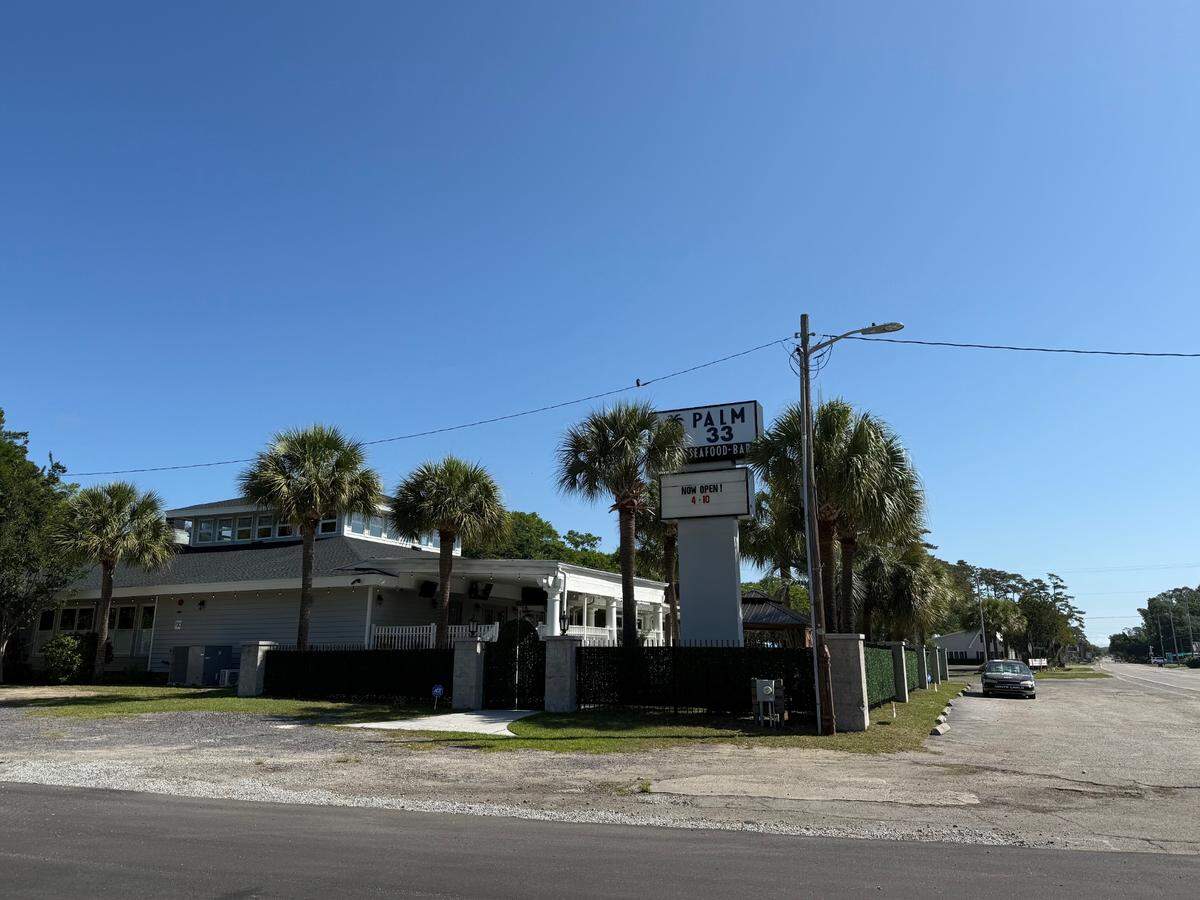 Palm 33 is a new steakhouse and seafood restaurant that opened in Murrells Inlet, SC.
