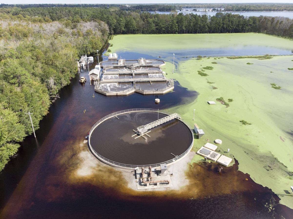 Grand Strand Water and Sewer Authority’s Conway wastewater treatment plant stopped working Wednesday due to flooding, but it was back operational Thursday morning after dumping millions of gallons of untreated waste water into a tributary that feeds into the Waccamaw River.. Thursday, Sept. 27, 2018.