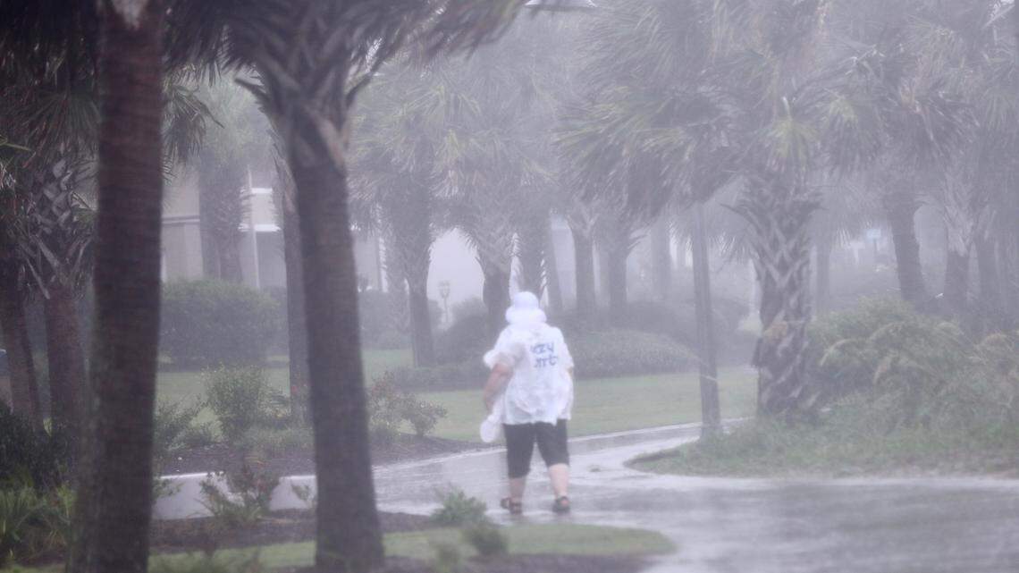 Debby to make landfall in SC Thursday morning, flash flood warning in effect