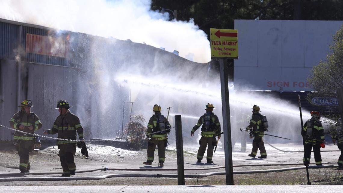 One injury, ‘significant damage’ in North Myrtle Beach Flea Market fire
