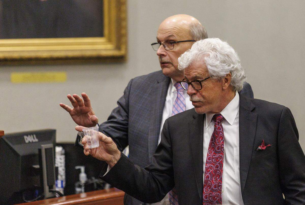 Morgan Martin, front, and Kenneth Moss, attorneys for the defense, talk with the judge on Thursday. Day three of a Stand Your Ground hearing is being held for Weldon Boyd, owner of Buoys on the Boulevard, and Kenneth “Bradley” Williams in the shooting death of Scott Spivey. Boyd and Williams have been named in a wrongful death lawsuit by the Spivey family in his shooting death nearly three years ago. The hearing will determine if the the pair are granted immunity under South Carolina’s Stand Your Ground law. Feb. 19, 2026.