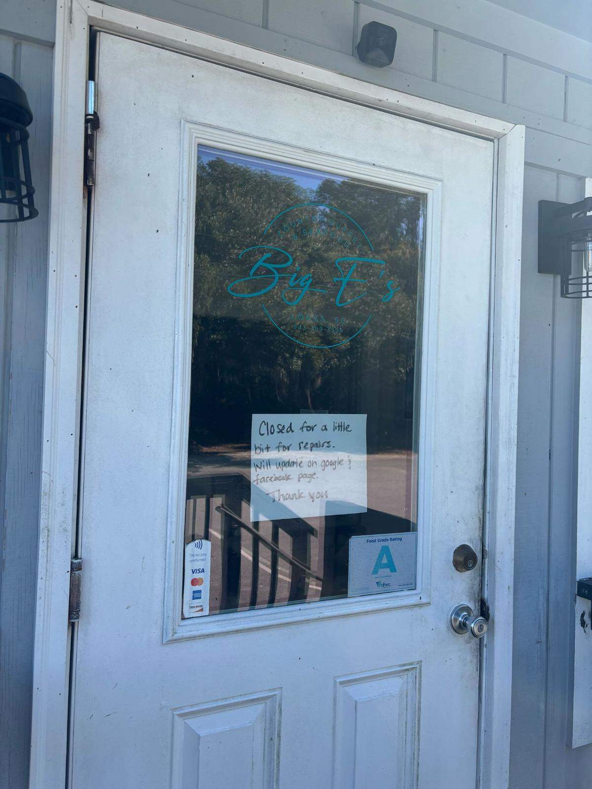 Big E’s restaurant had a sign on the front door stating it was closed for renovations on Oct. 28, 2024. The restaurant has been fighting with neighbors across the street.