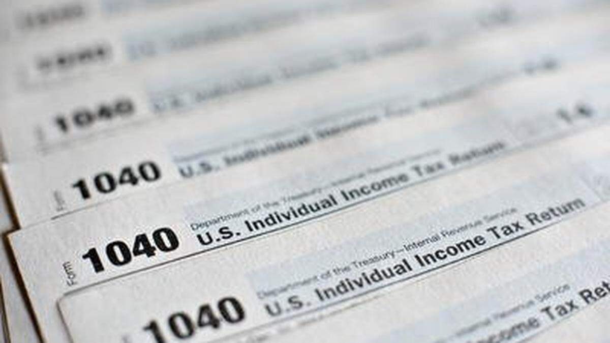 A Conway woman who formerly worked at the J. Reuben Long Detention Center in Conway, SC, pleaded guilty to filing fraudulent taxes.