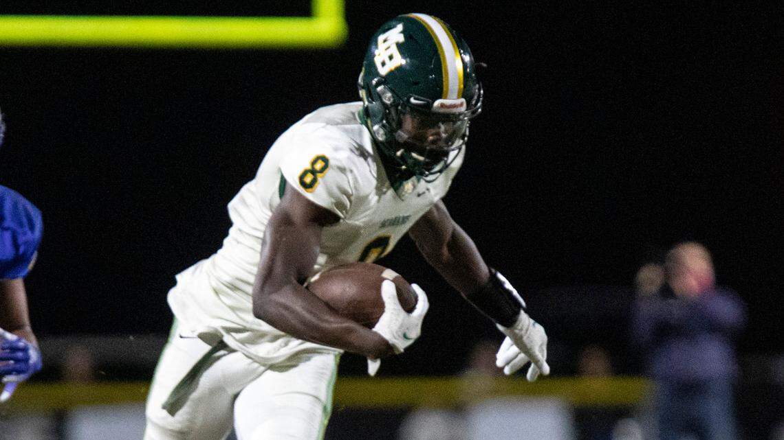 Coveted Myrtle Beach receiver makes silent commitment, locks in date for public reveal