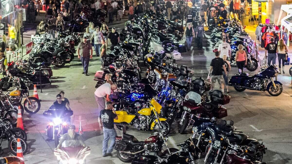 Motorcyclist roll into Murrells Inlet for the 2016 Myrtle Beach Bike Week Fall Rally.