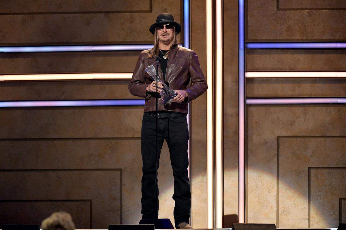 Kid Rock speaks onstage during the 2019 CMT Artist of the Year at Schermerhorn Symphony Center on Oct. 16, 2019, in Nashville, Tennessee. (Jason Kempin/Getty Images for CMT/Viacom/TNS)