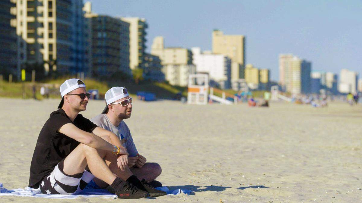 Brothers Jake and Max Tilk visit the beach on “Traveling the Spectrum,” coming to Peacock next month. Via Visit Myrtle Beach
