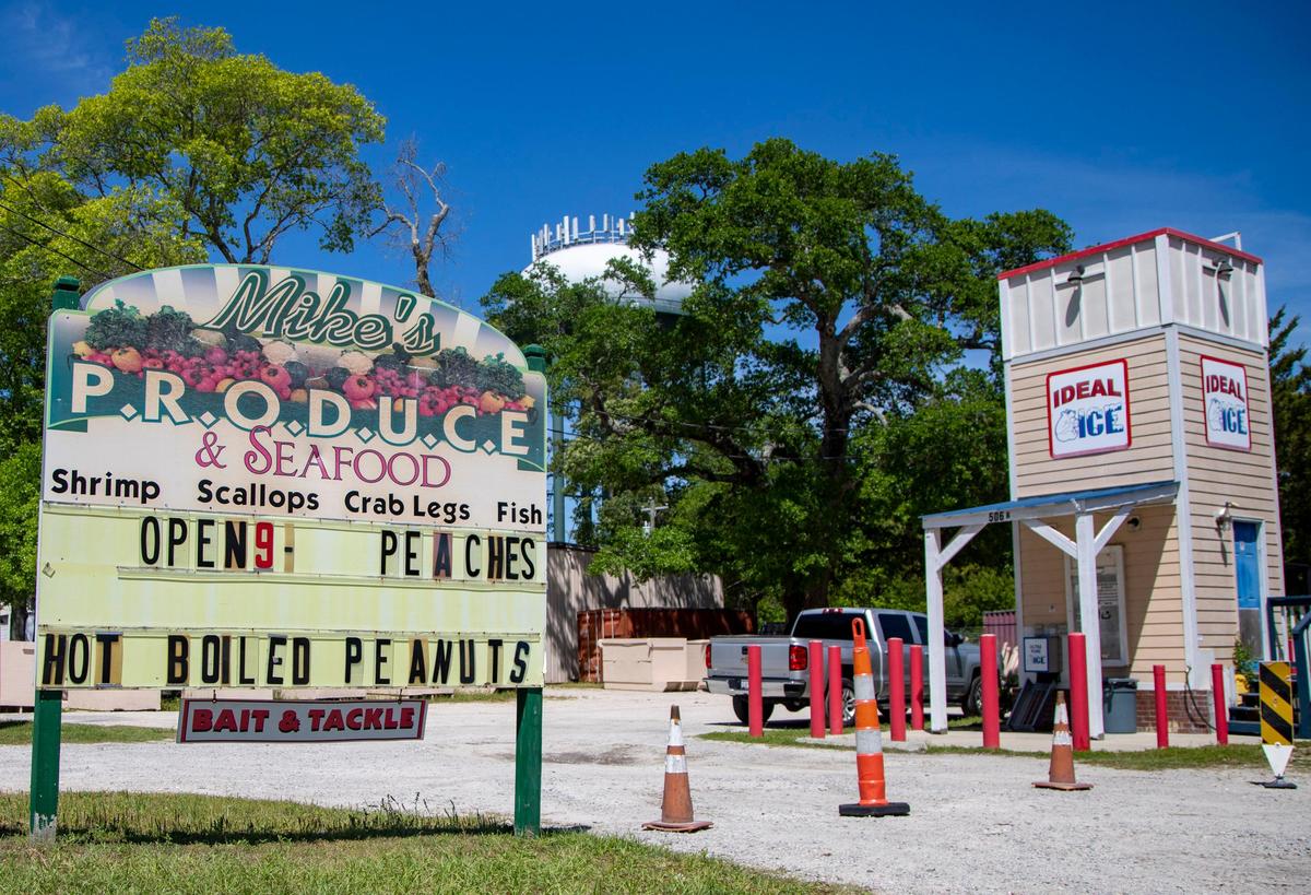 Mike’s Produce & Seafood on Lake Arrowhead Road in Myrtle Beach.